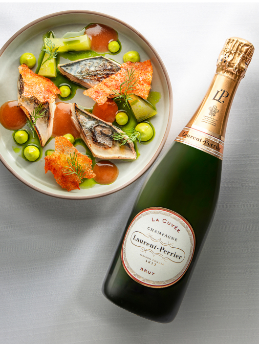 Laurent-Perrier La Cuvée & 2 Glasses, Limited Edition Giftbox - 75 cl