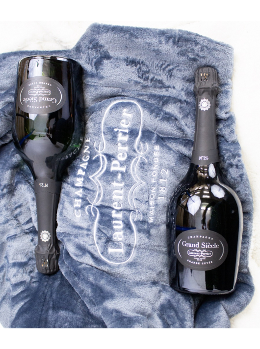 Laurent-Perrier Laurent-Perrier Outdoor Duvet Limited Edition
