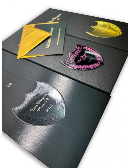 Dom Pérignon Personalized metal shield for Rosé Giftbox - 3 letters maximum