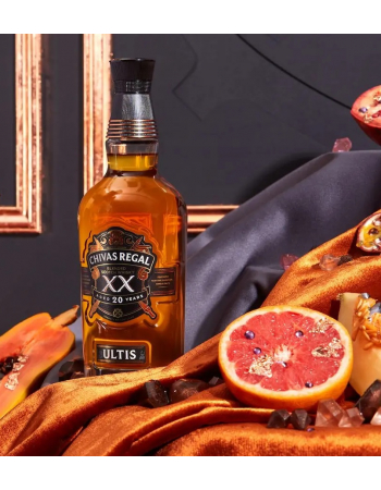 WHISKY CHIVAS ULTIS - 40% - 70 CL 2