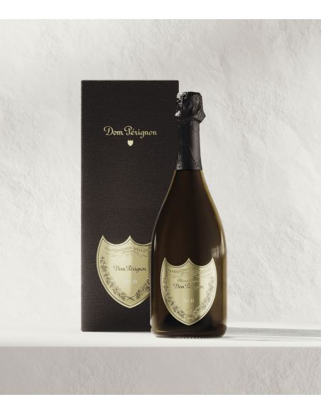 Dom Pérignon 2015 Giftbox & Bouteille personnalisées avec gravures sur boucliers en métal - 75 cl