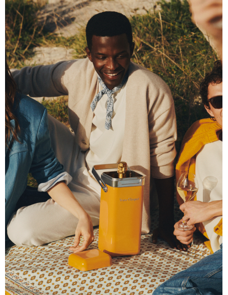 Veuve Clicquot DUO SET METAL COOLER GIFTBOX ROSÉ & BRUT - 2 X 75 CL