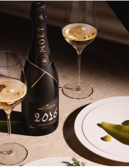 Moët & Chandon Set 2 Glasses & Grand Vintage 2016 blanc - 75 cl