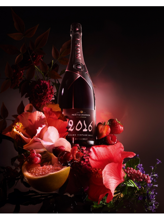 Moët & Chandon Set 2 Glasses & Grand Vintage 2016 Rosé - 75 cl