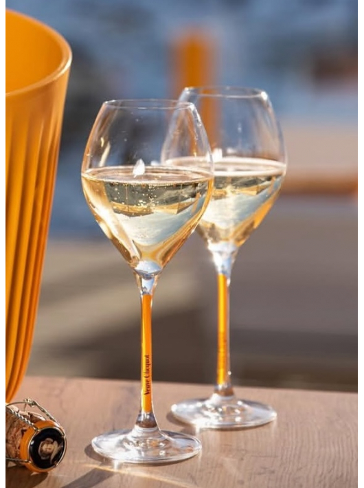 Veuve Clicquot Set 2 glasses & 1 Carte Jaune Brut - 75 cl