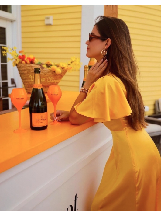 Veuve Clicquot Set 2 TRITAN Glasses & 6 Brut Yellow Card - 6 x 75 cl