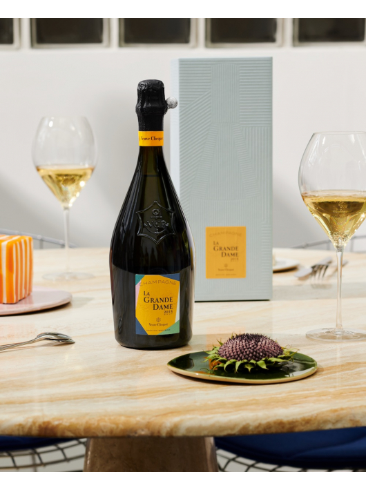 Veuve Clicquot Set 2 Gläser & La Grande Dame Rosé BY Paola Paronetto Vintage 2015 - 75 cl