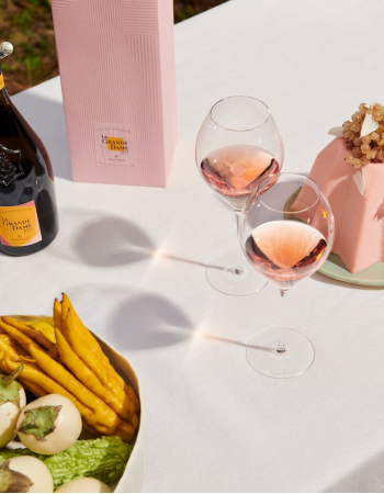 Veuve Clicquot Set 2 verres & La Grande Dame Rosé BY Paola Paronetto Vintage 2015 - 75 cl 2