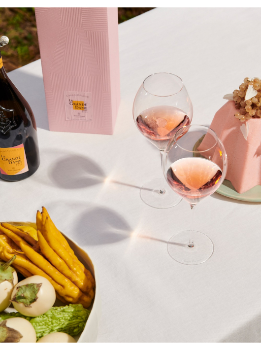 Veuve Clicquot Set 2 Gläser & La Grande Dame Rosé BY Paola Paronetto Vintage 2015 - 75 cl