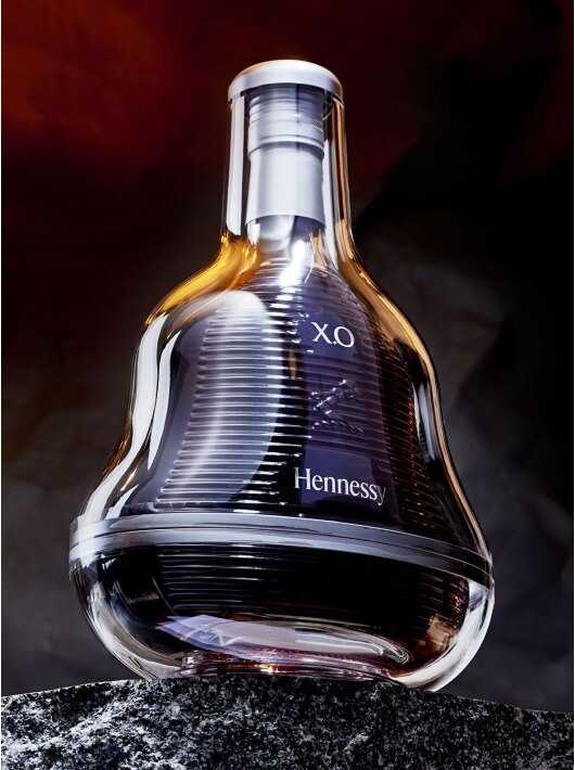 Cognac Hennessy X.O By Marc Newson Limited Edition - 40% - 70 CL