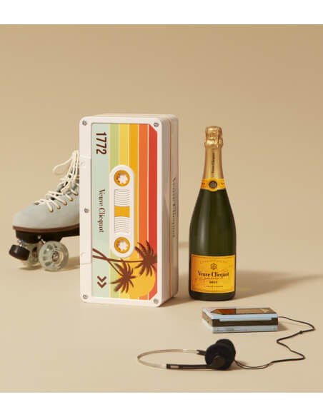 Veuve Clicquot Yellow Label Retro Chic Tape "California" - 75 CL