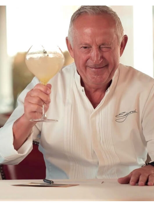 Veuve Clicquot Package "Clicquot'Cino" Cocktail By Edgard Bovier